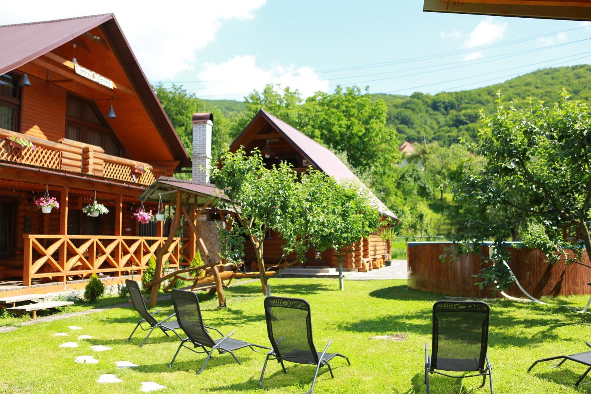 Family Green Sasovka  Exterior photo